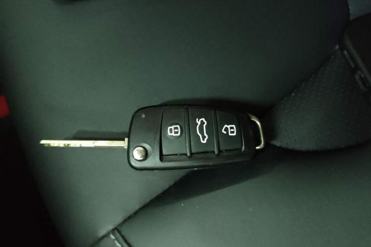 Used Chery Arrizo 5 2019 PRO 1.5L Manual Youth Edition China VI compliant Vehicle Key