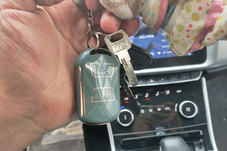 Used Chery Arrizo 5 2019 1.5L CVT New Freedom Edition China VI Standard Vehicle Key