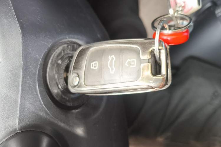 Used Chery Arrizo 5 2019 PRO 1.5L Manual Youth Edition China VI compliant Vehicle Key