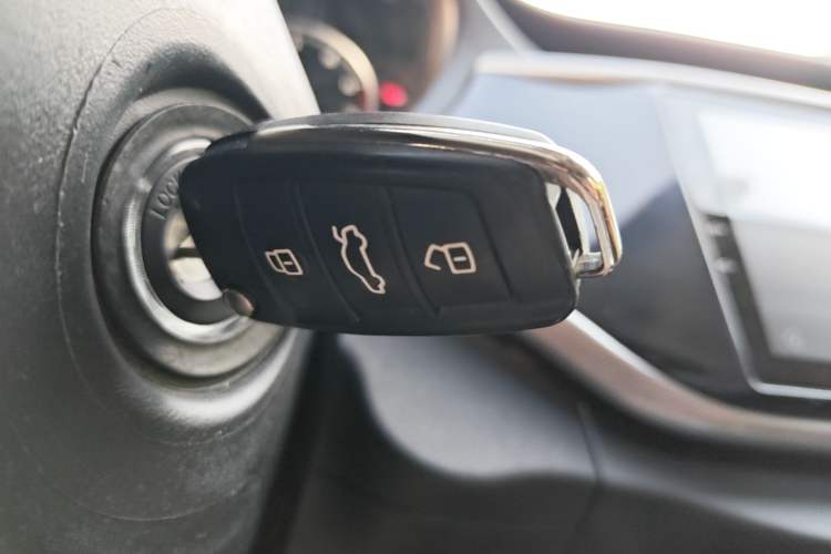 Used Chery Arrizo 5 2019 Facelifted PRO 1.5L Manual Youth Edition China VI Standard Vehicle Key
