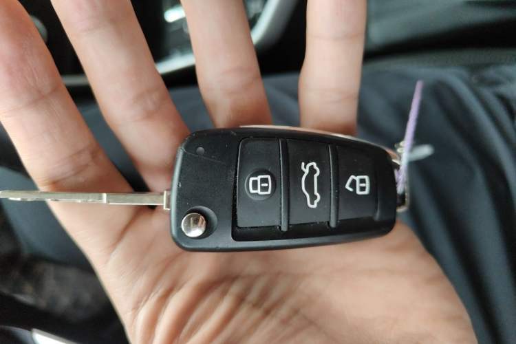Used Chery Arrizo 5 2019 Facelifted PRO 1.5L Manual Youth Edition China VI Standard Vehicle Key