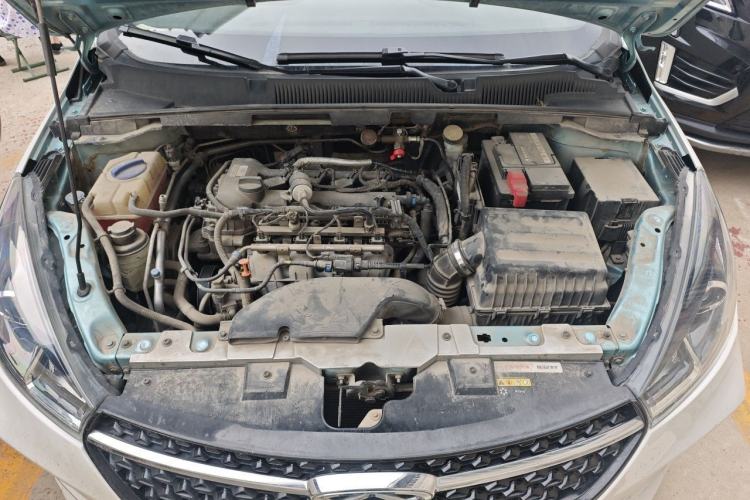 Used Chery Arrizo 5  Engine Bay