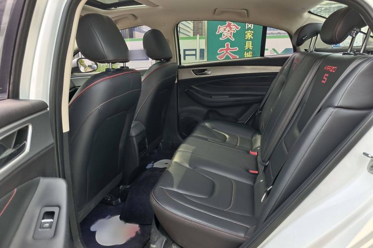 Used Chery Arrizo 5 2020 1.5L CVT Sport Edition Interior 3