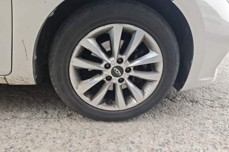 Used Chery Arrizo 5  Right Front Wheel Hub