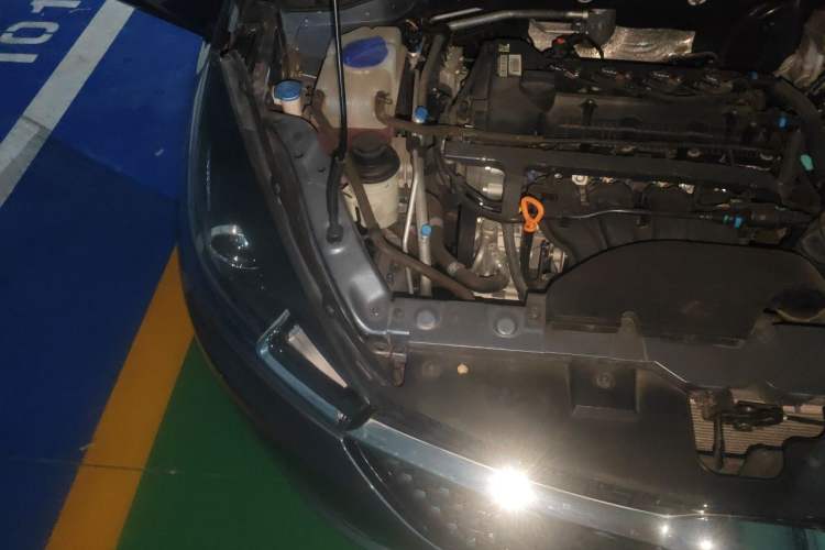 Used Chery Arrizo 5 2021 PRO 1.5L Manual Youth Edition Engine Bay Right