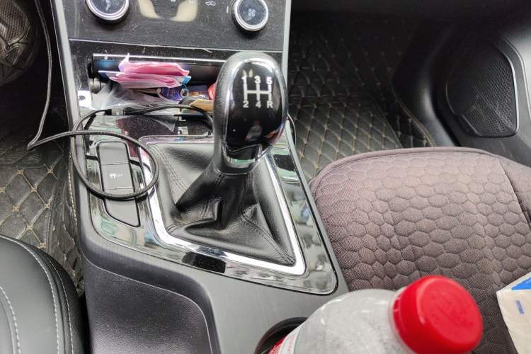 Used Chery Arrizo 5 2021 PRO 1.5L Manual Youth Edition Gear Lever