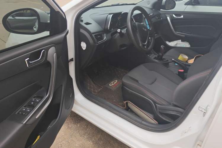 Used Chery Arrizo 5 2021 1.6L CNG Luxury Model Driver Seat