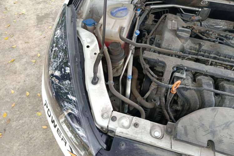 Used Chery Arrizo 5 2021 PRO 1.5L Manual Youth Edition Engine Bay Right