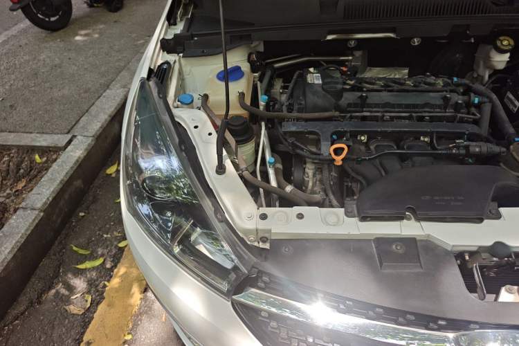 Used Chery Arrizo 5 2021 PRO 1.5L Manual Youth Edition Engine Bay Right