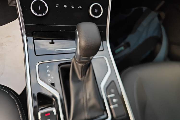 Used Chery Arrizo 5 2021 PRO 1.5L CVT Youth Edition Gear Lever