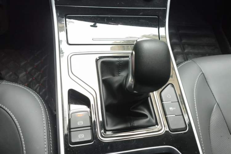 Used Chery Arrizo 5 2021 PRO 1.5L CVT Youth Edition Gear Lever