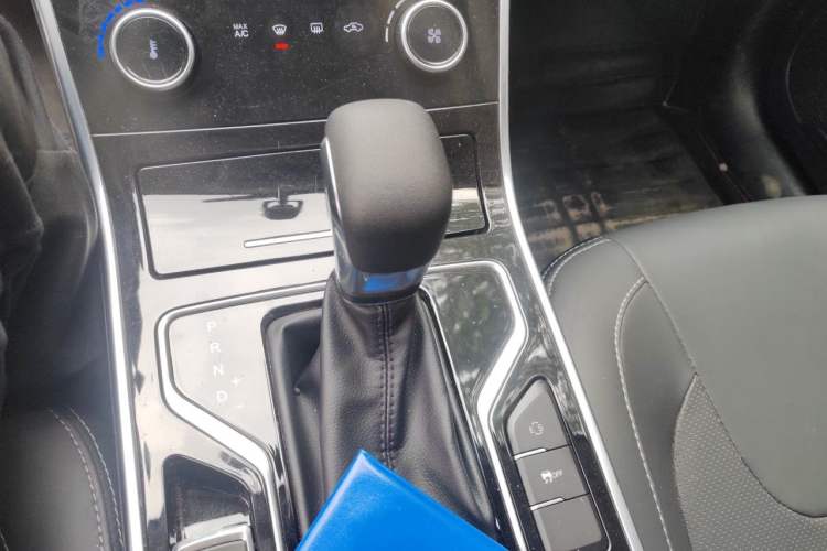 Used Chery Arrizo 5 2021 PRO 1.5L CVT Youth Edition Gear Lever