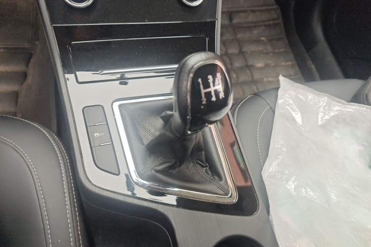 Used Chery Arrizo 5 2021 PRO 1.5L Manual Youth Edition Gear Lever
