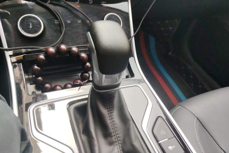 Used Chery Arrizo 5 2021 PRO 1.5L CVT Youth Edition Gear Lever