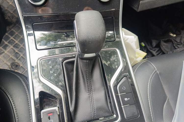 Used Chery Arrizo 5 2021 PRO 1.5L CVT Youth Edition Gear Lever