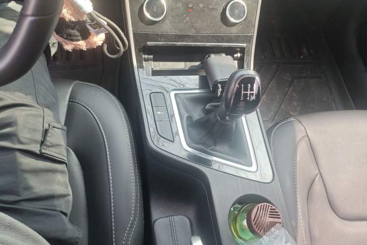 Used Chery Arrizo 5 2021 PRO 1.5L Manual Youth Edition Gear Lever