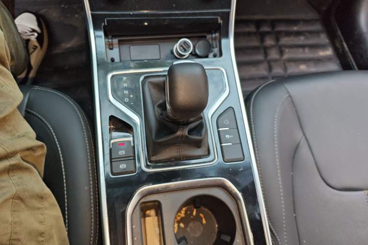 Used Chery Arrizo 5 2021 PRO 1.5L CVT Youth Edition Gear Lever