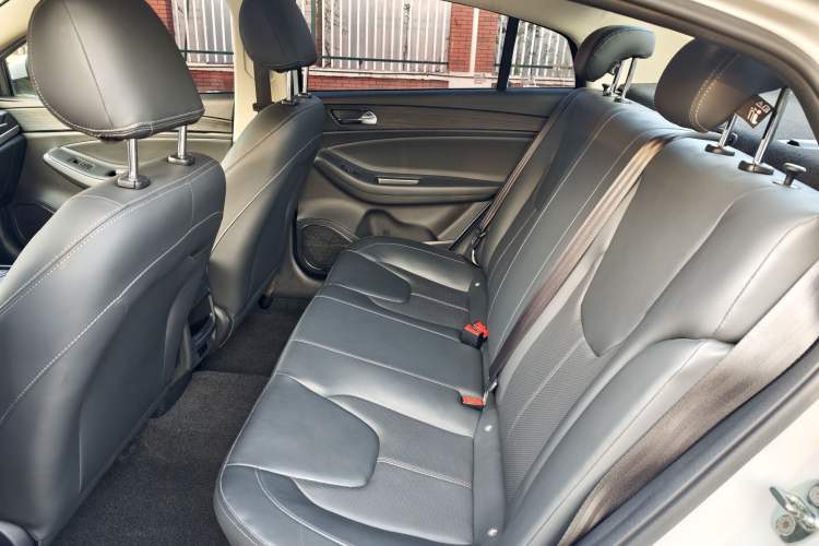 Used Chery Arrizo 5 2021 PRO 1.5L Manual Youth Edition Headliner