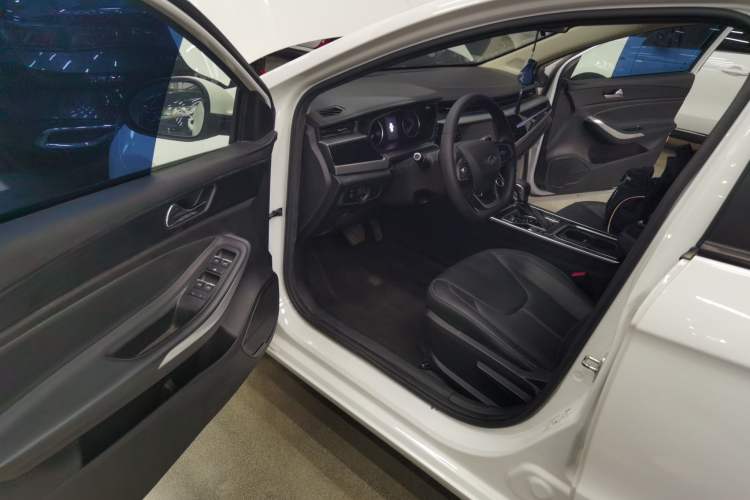 Used Chery Arrizo 5 2021 PRO 1.5L CVT Youth Edition Interior 3