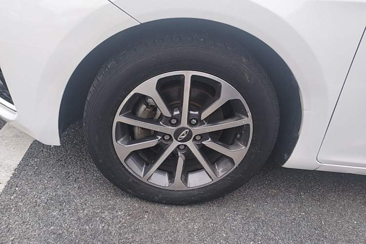 Used Chery Arrizo 5 2021 PRO 1.5L CVT Youth Edition Left Front Wheel Hub