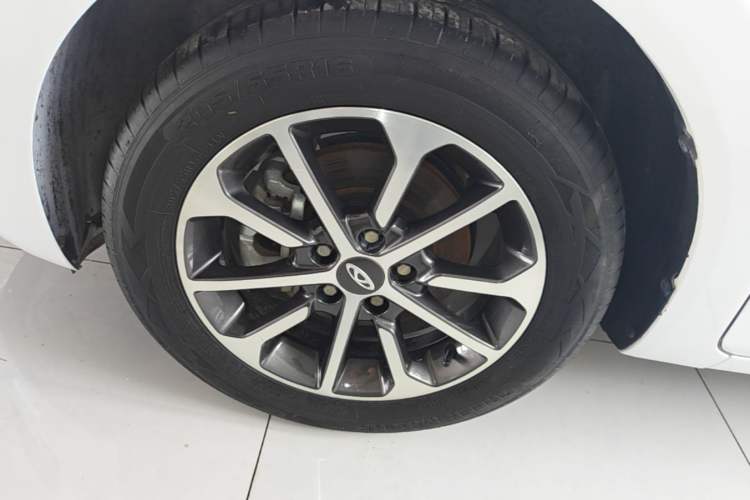 Used Chery Arrizo 5 2021 PRO 1.5L Manual Youth Edition Left Front Wheel Hub
