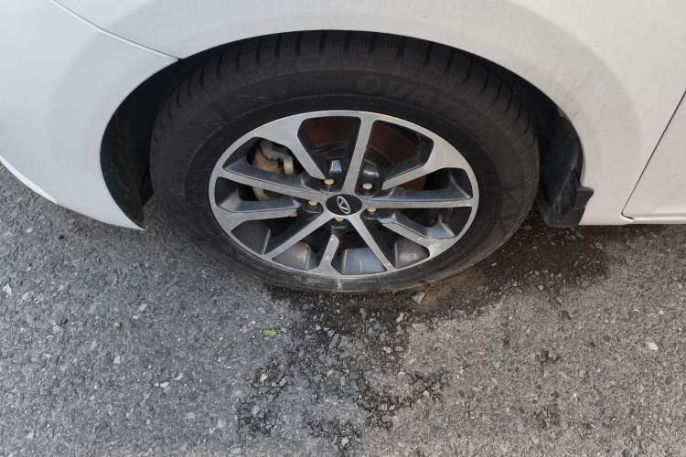 Used Chery Arrizo 5 2021 PRO 1.5L Manual Youth Edition Left Front Wheel Hub