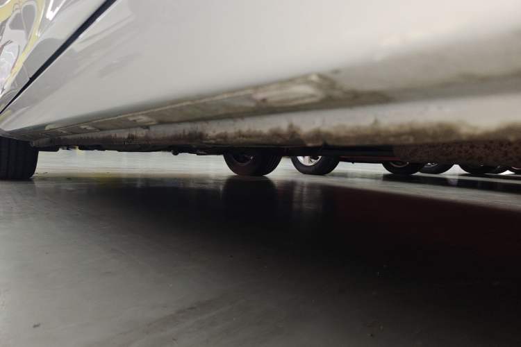 Used Chery Arrizo 5 2021 PRO 1.5L CVT Youth Edition Left Side Sill