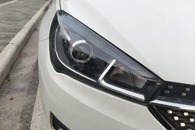 Used Chery Arrizo 5 2021 PRO 1.5L CVT Youth Edition Right Front Headlight