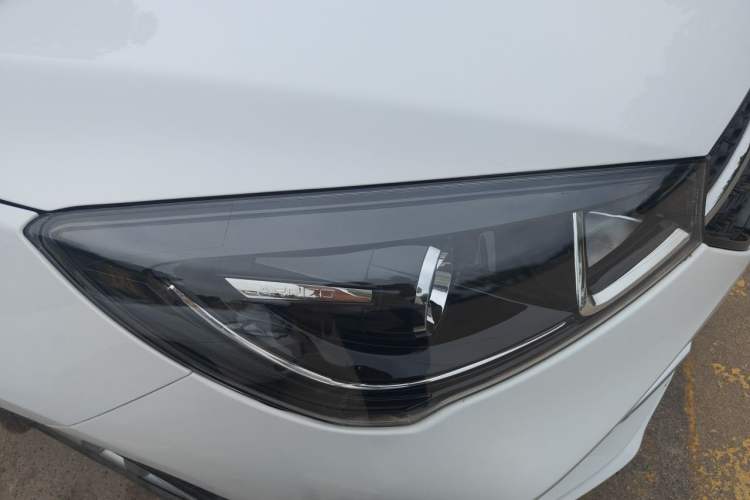 Used Chery Arrizo 5 2021 1.6L CNG Luxury Model Right Front Headlight