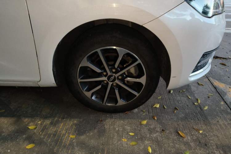Used Chery Arrizo 5 2021 PRO 1.5L Manual Youth Edition Right Front Wheel Hub