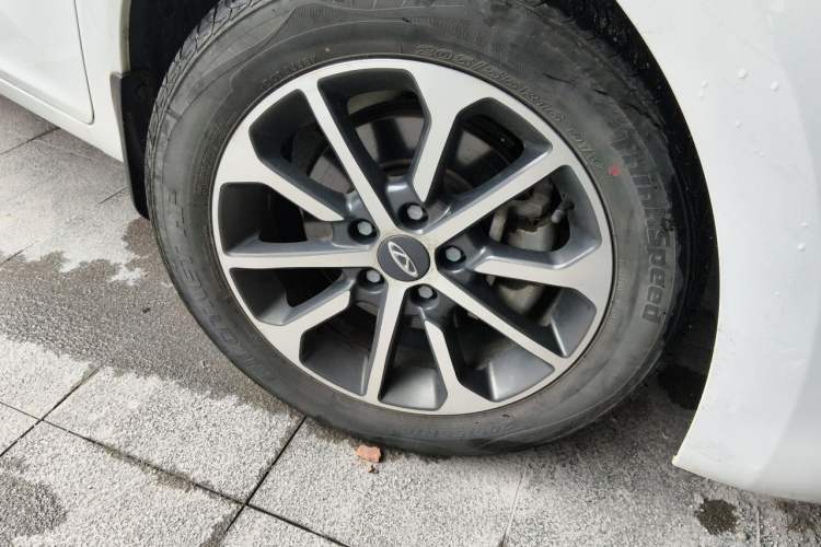 Used Chery Arrizo 5 2021 PRO 1.5L Manual Youth Edition Right Front Wheel Hub