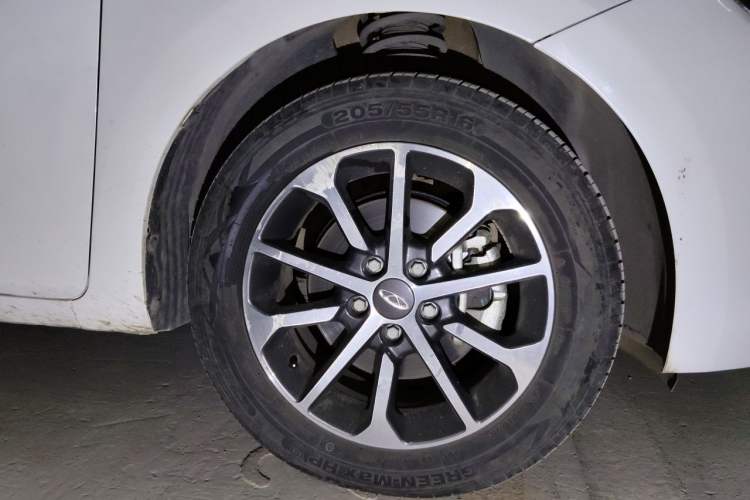 Used Chery Arrizo 5 2021 PRO 1.5L Manual Youth Edition Right Front Wheel Hub