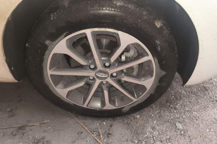 Used Chery Arrizo 5 2021 PRO 1.5L Manual Youth Edition Right Front Wheel Hub