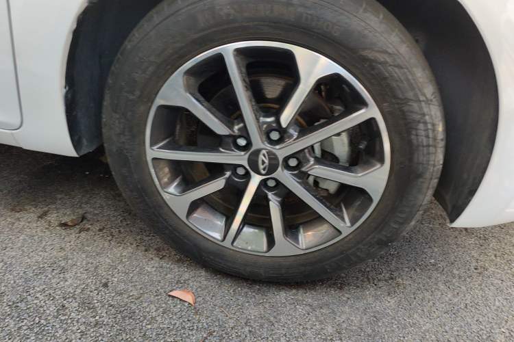 Used Chery Arrizo 5 2021 PRO 1.5L Manual Youth Edition Right Front Wheel Hub