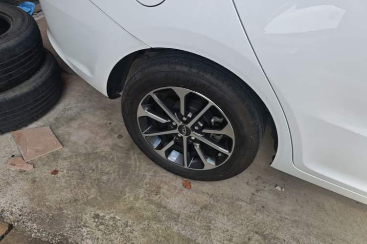 Used Chery Arrizo 5 2021 PRO 1.5L Manual Youth Edition Right Rear Wheel Hub