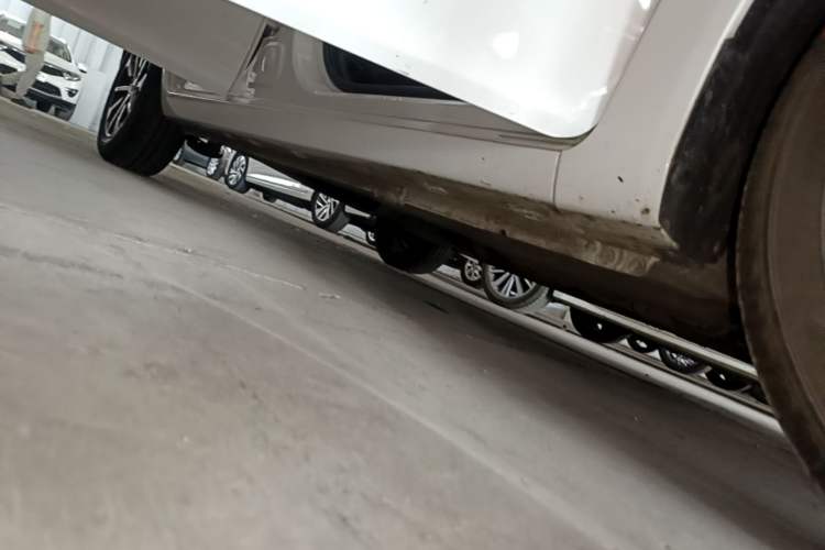 Used Chery Arrizo 5 2021 PRO 1.5L CVT Youth Edition Right Side Sill