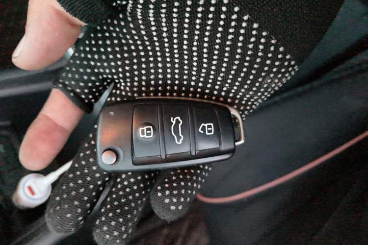 Used Chery Arrizo 5 2021 1.6L CNG Luxury Model Vehicle Key