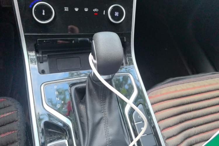 Used Chery Arrizo 5 2023 1.5L CVT Youth Edition Gear Lever