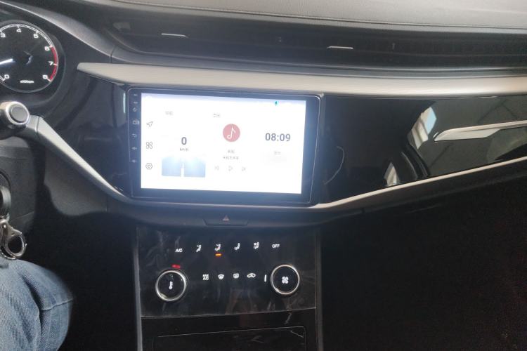 Used Chery Arrizo 5 2024 Edition People's Benefit Version 1.5L Manual Fashion Model Audio And AC Panel