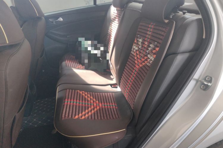 Used Chery Arrizo 5 2024 Edition People's Benefit Version 1.5L Manual Fashion Model Interior 4