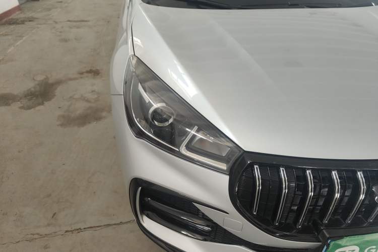 Used Chery Arrizo 5 2024 Edition People's Benefit Version 1.5L Manual Fashion Model Right Front Headlight