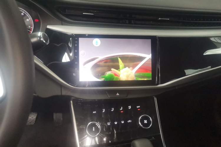 Used Chery Arrizo 5 2024 Edition People's Benefit Version 1.5L CVT Fashion Model Audio And AC Panel