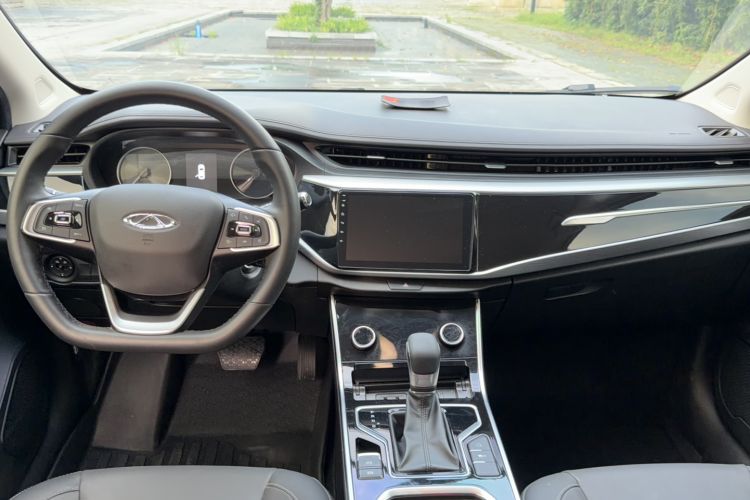 Used Chery Arrizo 5 2024 Edition People's Benefit Version 1.5L CVT Fashion Model Center Console