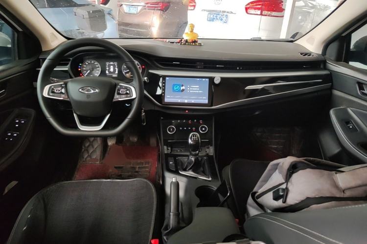 Used Chery Arrizo 5 2024 1.5L Manual Fashion Edition Center Console