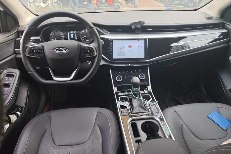Used Chery Arrizo 5 2024 Edition People's Benefit Version 1.5L CVT Fashion Model Center Console