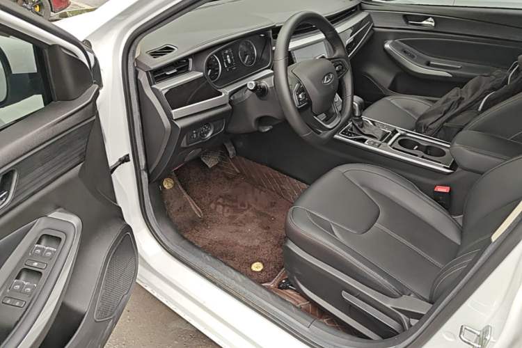 Used Chery Arrizo 5 2024 Edition People's Benefit Version 1.5L CVT Fashion Model Driver Seat