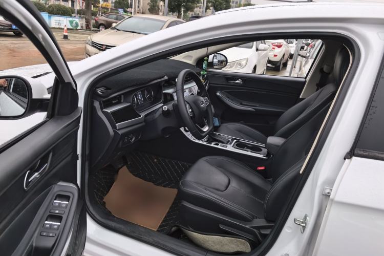 Used Chery Arrizo 5 2024 Edition People's Benefit Version 1.5L CVT Fashion Model Driver Seat