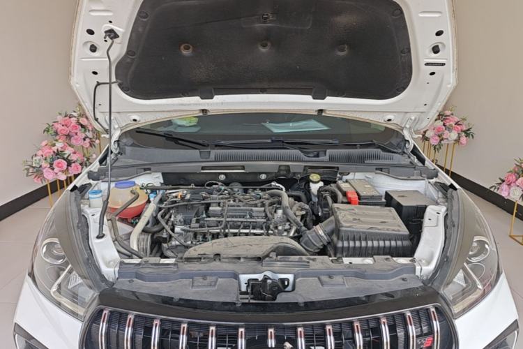 Used Chery Arrizo 5 2024 Edition People's Benefit Version 1.5L CVT Fashion Model Engine Bay