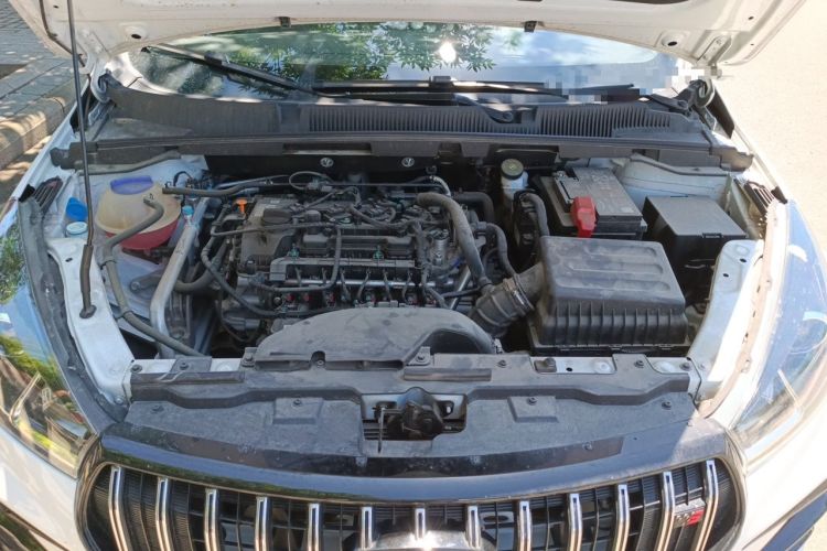 Used Chery Arrizo 5 2024 Edition People's Benefit Version 1.5L CVT Fashion Model Engine Bay