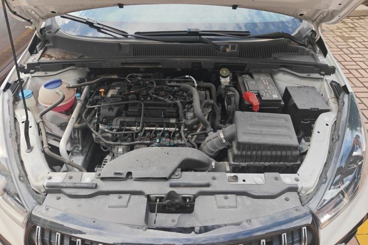 Used Chery Arrizo 5 2024 Edition People's Benefit Version 1.5L CVT Fashion Model Engine Bay
